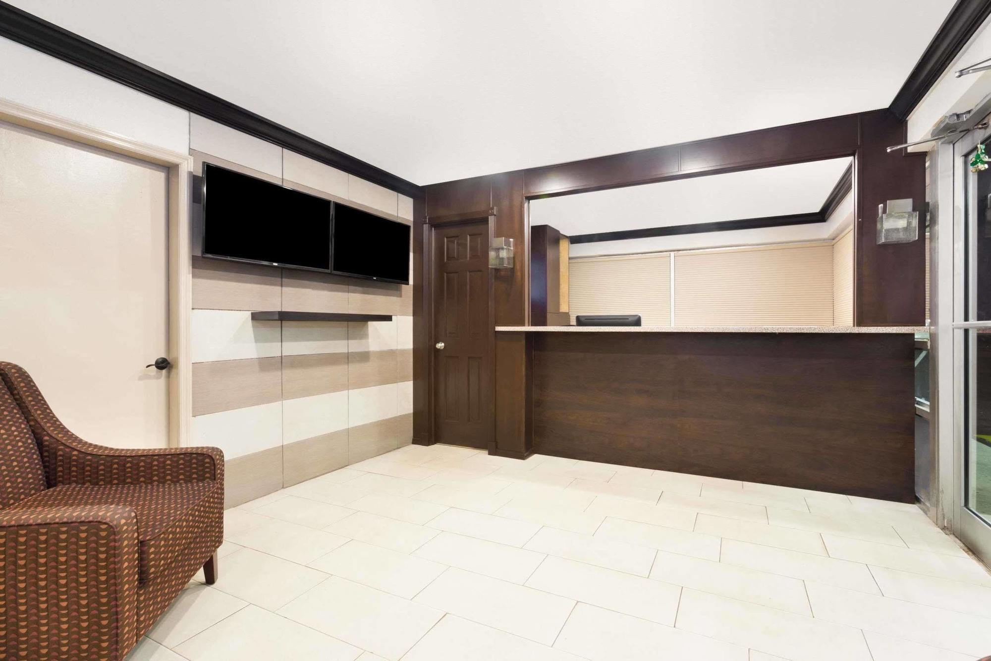 Econo Lodge Inn & Suites Florida City Dış mekan fotoğraf