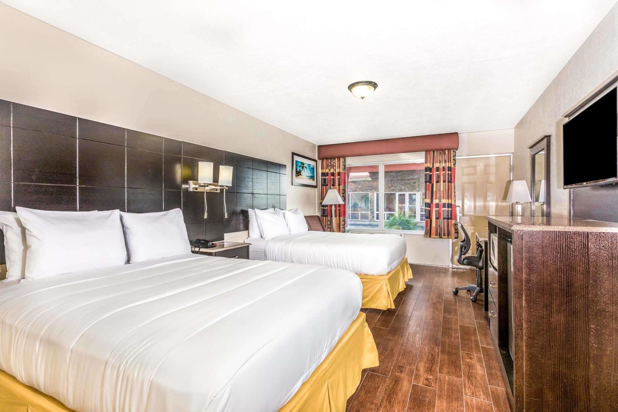 Econo Lodge Inn & Suites Florida City Dış mekan fotoğraf