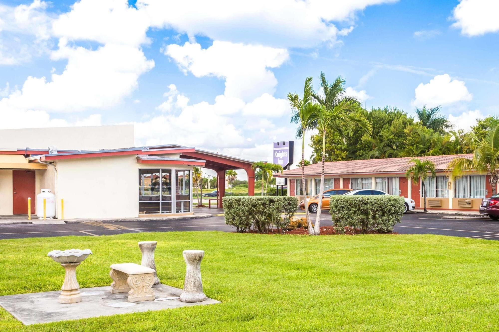 Econo Lodge Inn & Suites Florida City Dış mekan fotoğraf